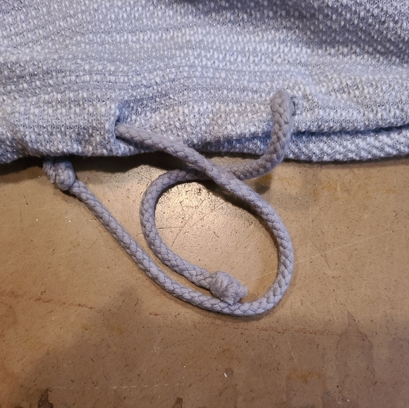 Maurices Sweater sparkly gray heathered cinch waist misses XL. - Picture 6 of 8